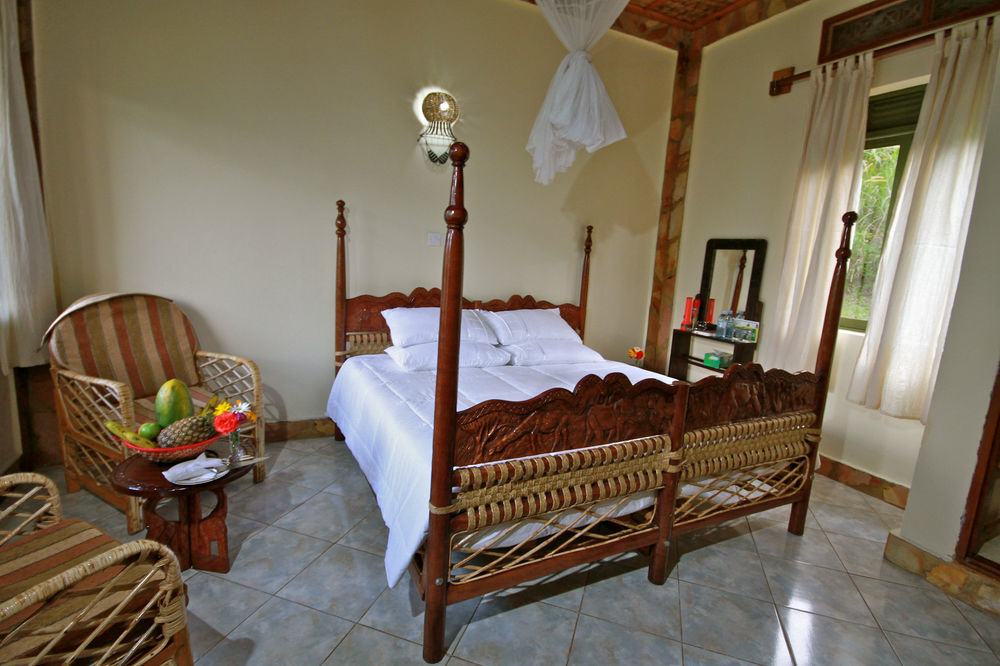 Silverback Lodge Buhoma Esterno foto
